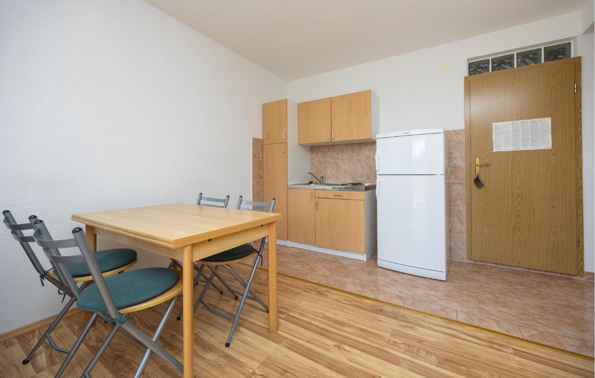 Apartment Vojskovo Croatia 로크바 로고즈니차 외부 사진